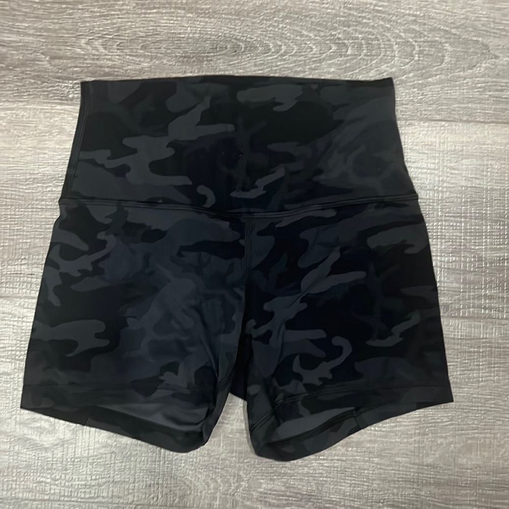 Lululemon Camo biker shorts